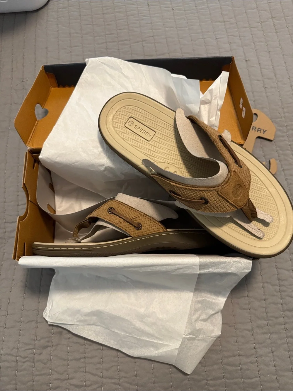 Sperry Men’s Tan Brown Flip-Flop Sandals